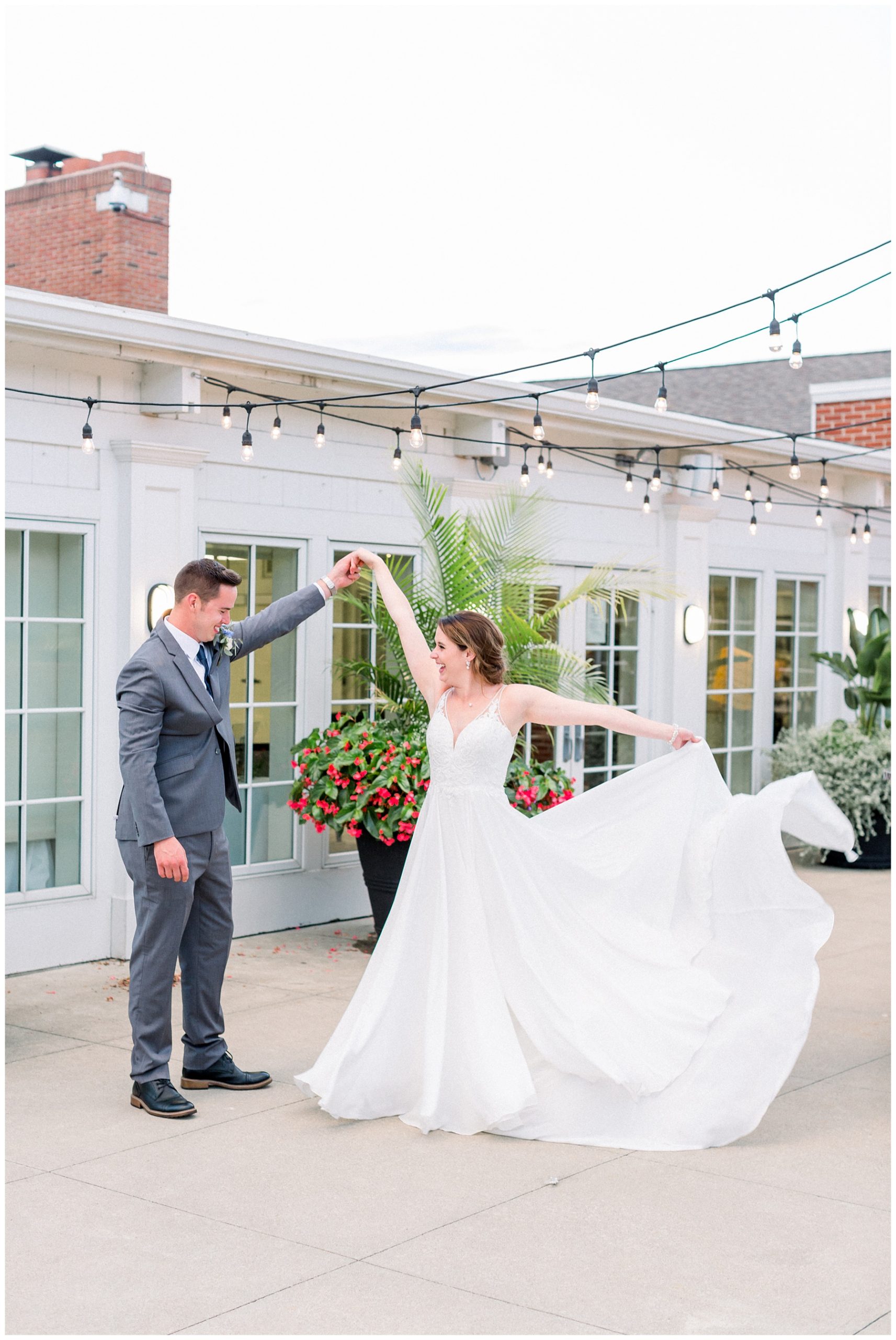 Nationwide Hotel & conference Center Wedding in Columbus Ohio.