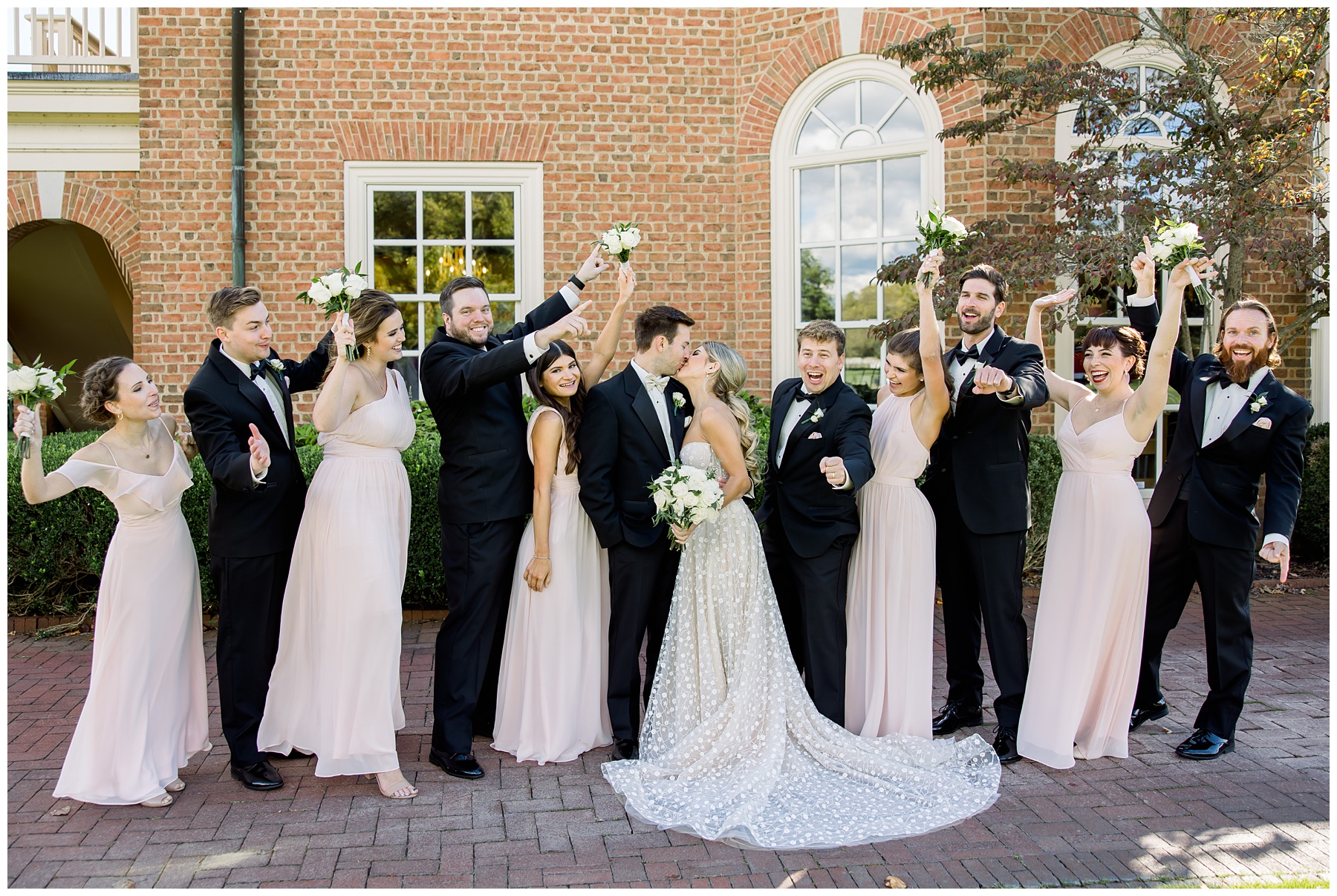 Pink and Black wedding at New Albany Country Club in Columbus Ohio. Amanda Eloise Photography